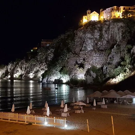 M & M Gæstehus Agropoli