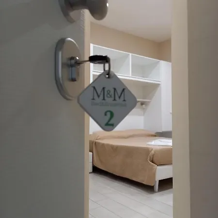 M & M * Agropoli